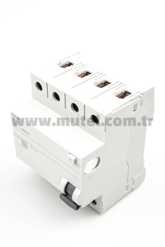 Siemens 4x40A 300MA Kaçak Akım Koruma Rölesi - 5SV5644-6 - 1